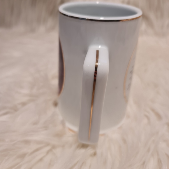 Vintage 1996 Coca-Cola Mug Santa and Train "Seasons Greetings" - Picture 4 of 7